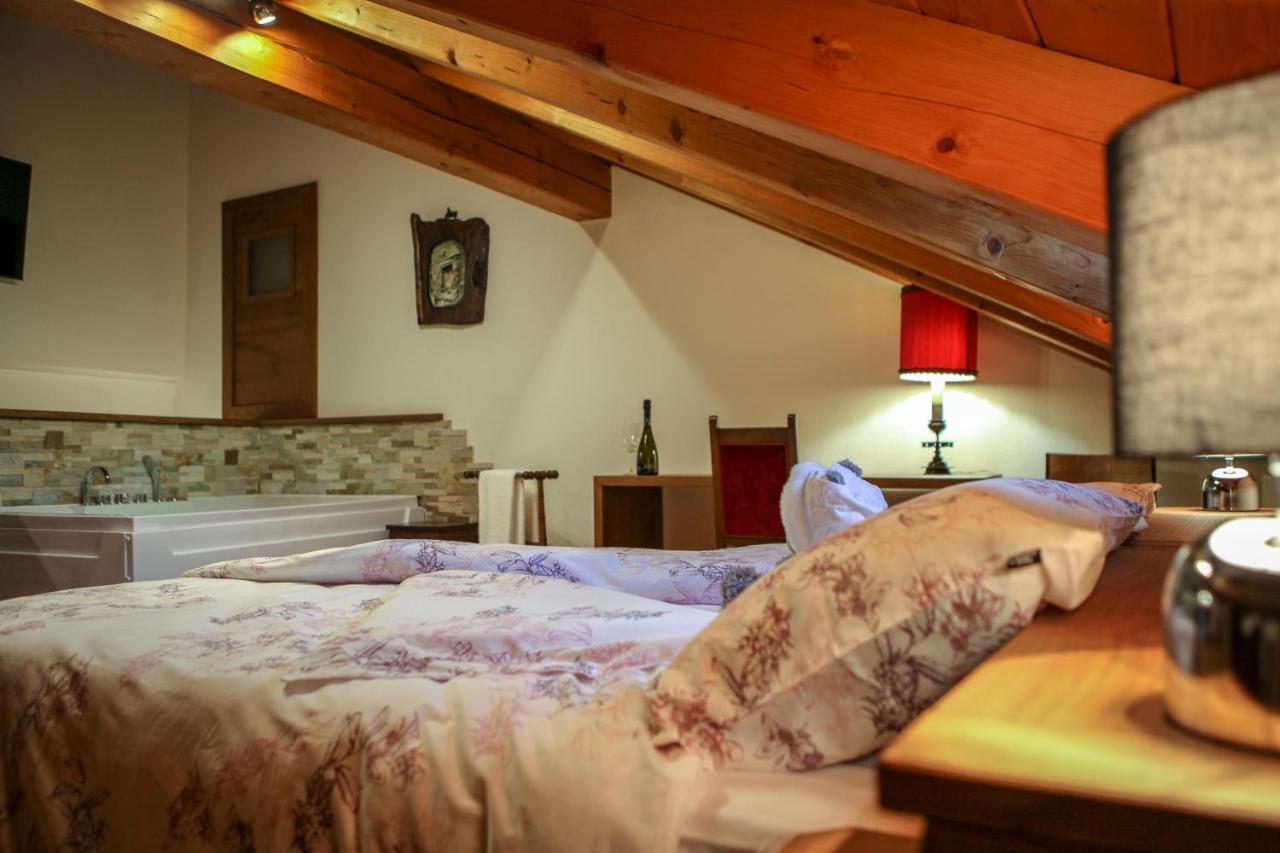 Maison Bordon - Le Petit Chateau Nus Exterior photo